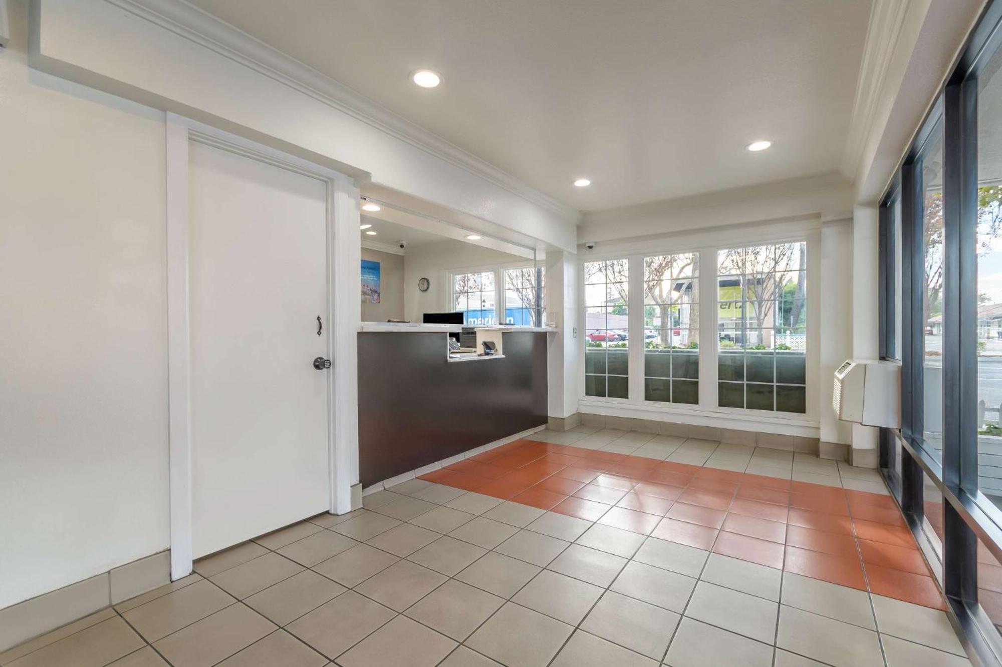 Motel 6-San Jose, Ca - Convention Center Εξωτερικό φωτογραφία